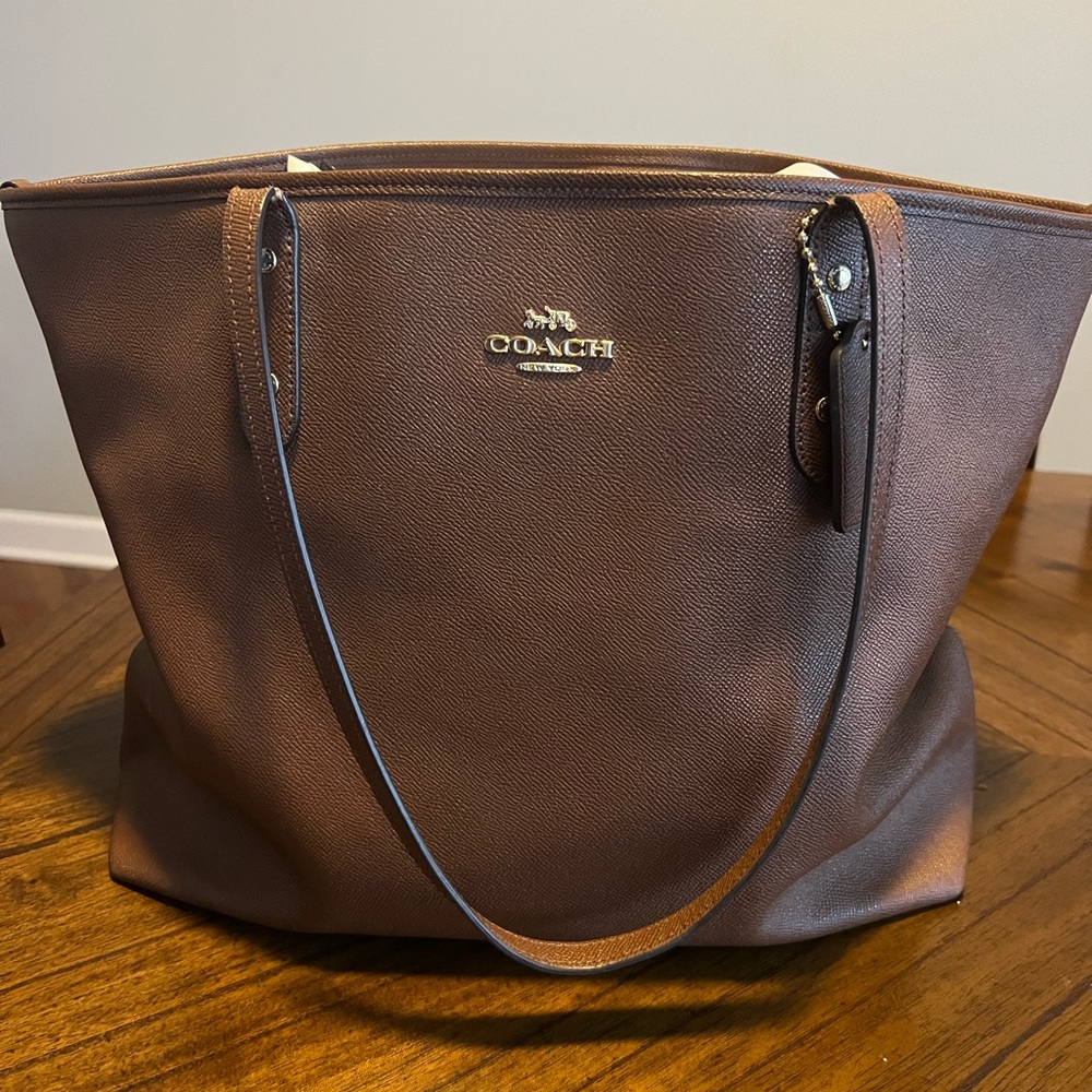 Coach Tote (Large) - Brown Pebble Leather
